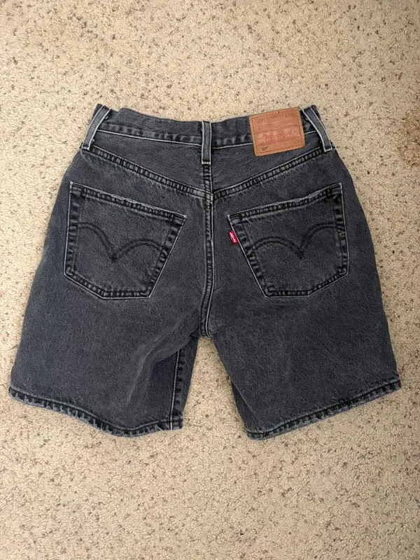 Levi’s 501 90’s Women’s Black Denim Shorts - Image 3