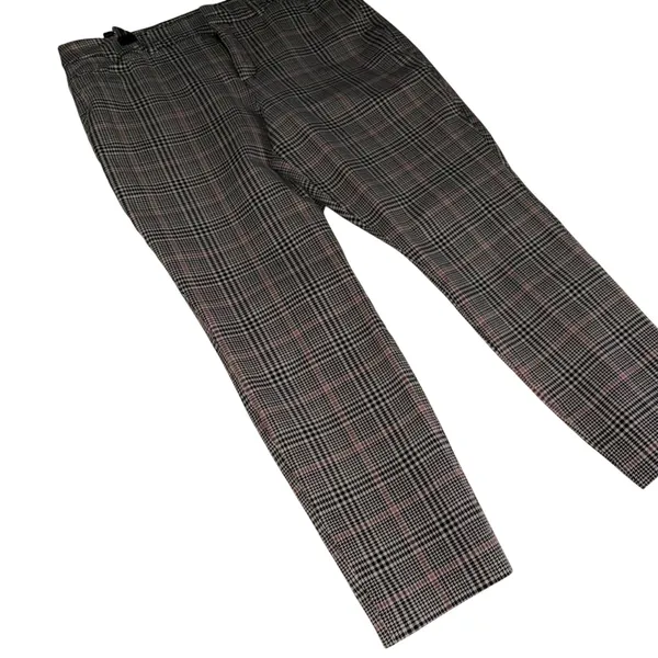 Old Navy grey & pink plaid houndstooth pixie pants - Image 6