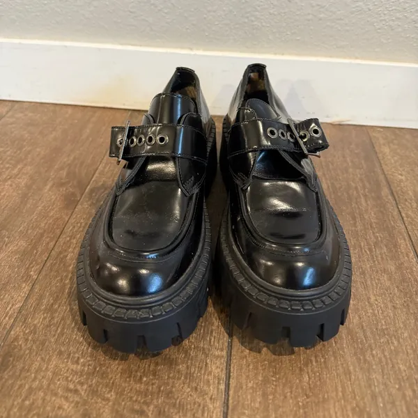 Steve Madden Henna Black Slip on Loafers with Buckle Detail Size 6M‎ - Image 2