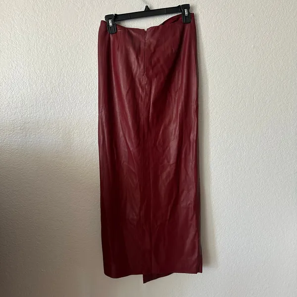 Lamarque Eileen Draped Faux Leather Maxi Skirt In Syrah Size Small - Image 5