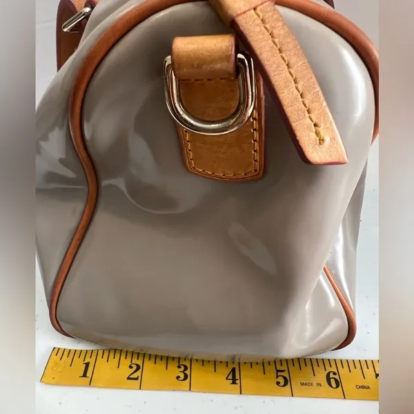 Dooney & Bourke Patent Leather Barrel Satchel in Taupe/Putty gray Vachetta Trim - Image 15