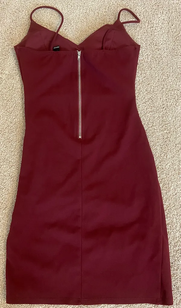Windsor maroon dress - Image 2