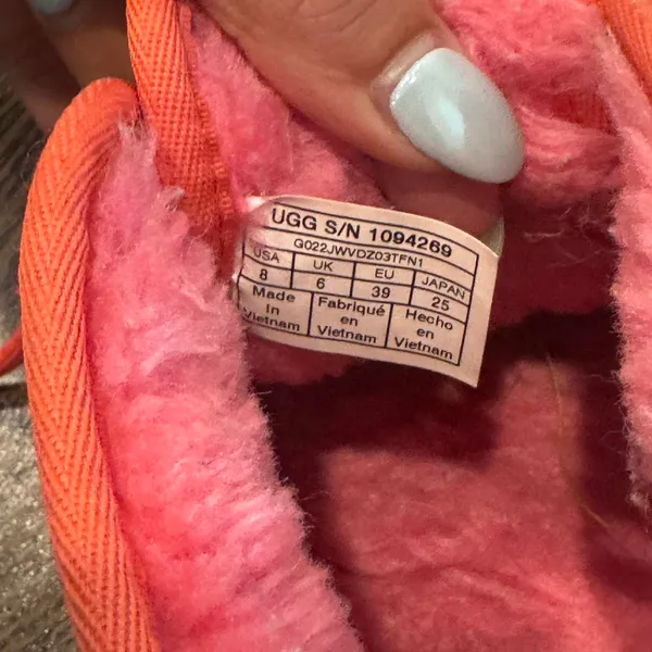 Pink/orange Ugg slippers - Image 5