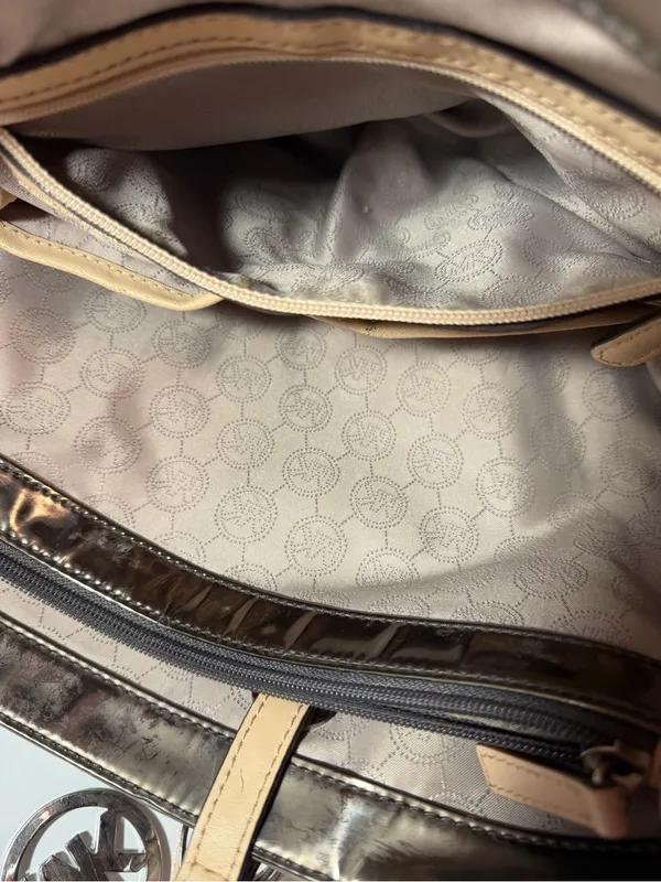Michael Kors Shoulder Bag - Image 5