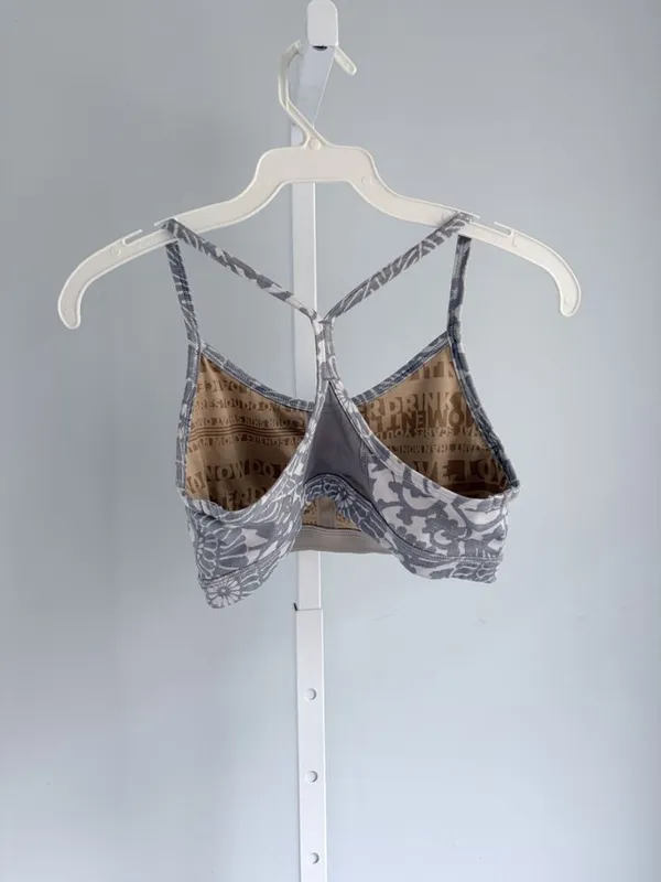 Lululemon Flow Y Bra IV Gray Beach Floral Strappy Crisscross Back Size 4 - Image 4