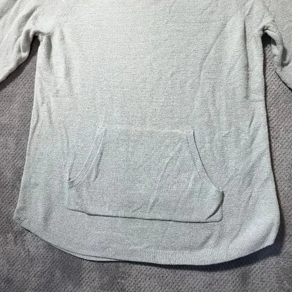 Barefoot Dreams CozyChic Ultra Lite Sweater XS Gray Long Sleeve Kangaroo Pocket - Image 5