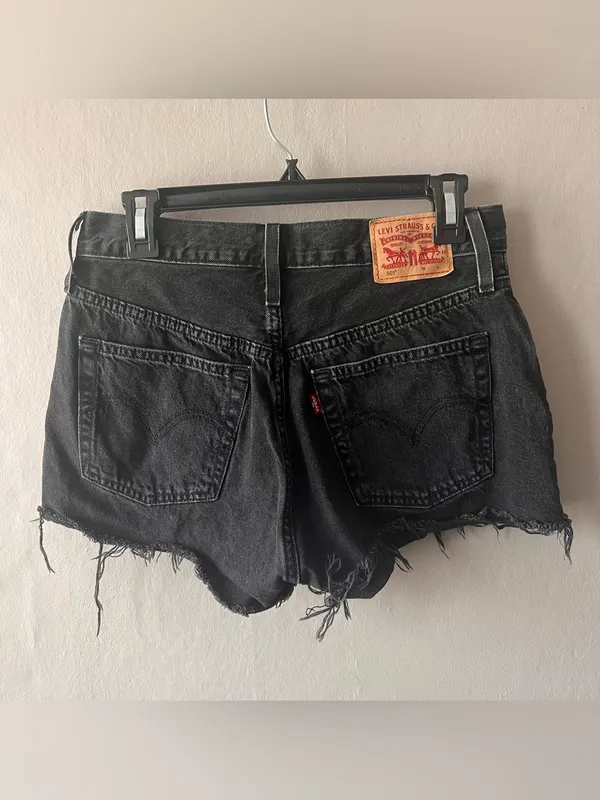 Levi’s Black Button Fly 501 Cut Off Jean Shorts Size 28 - Image 5