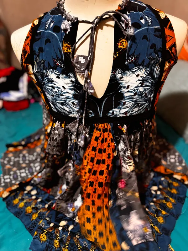 Hemant and Nandita Jyoti bhanuni tunic - Image 2