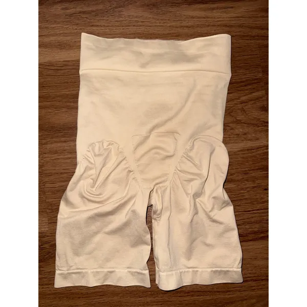 Mia‎ Milano Miss Fit High Waist Shapewear Shorts Beige Nude Size M/L NWT - Image 3