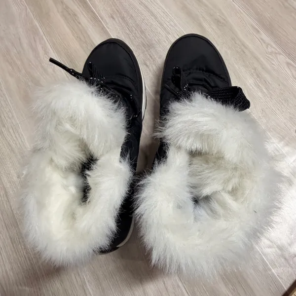 Sorel Whitney Short Lace Waterproof Winter Boots Black Faux Fur NY1897-010 Sz 6 - Image 6