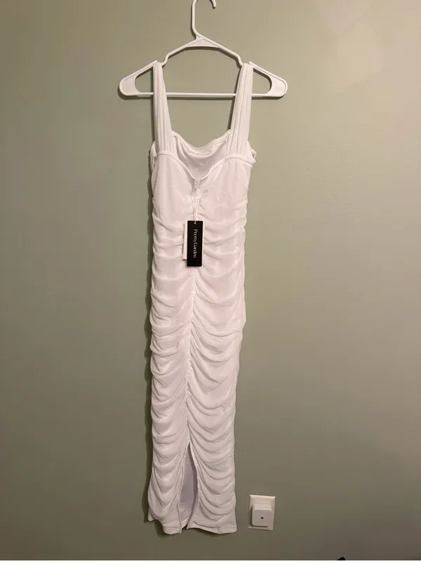 Amazon White Ruched Sleeveless Maxi Dress - Image 2