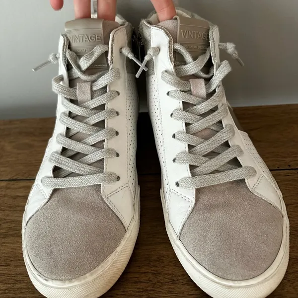 Vintage Havana Sneakers - Image 4