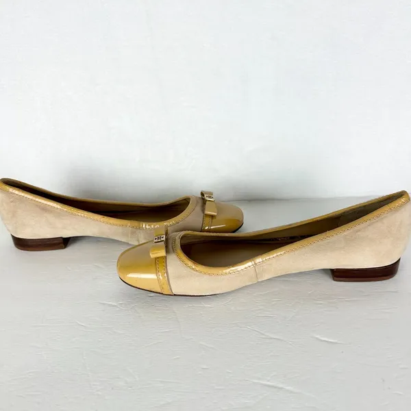 Tory Burch Cap Toe Ballet Flats Size 9 Suede Patent Leather Butter Yellow Tan - Image 3