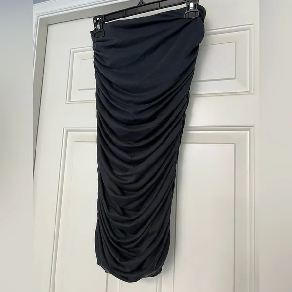 Alice & Olivia Classics Ruched Strapless Mini Dress Dark‎ Gray - Image 2