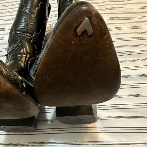 Vintage Tony Lama Black Cowgirl Boots Size 5.5 Narrow fit Leather Vintage - Image 7