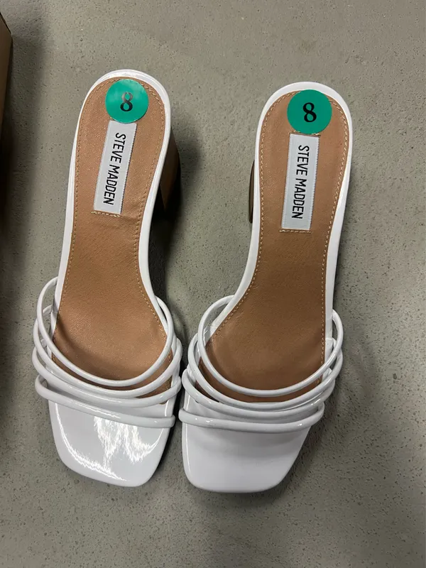 NWT NEVER WORN Steve Madden Omay White Strappy Block Heel Sandals - Image 4