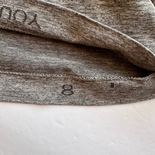 lululemon Swiftly Tech Light Gray Short Sleeve Tee‎ Women’s Sz 8 - Image 6