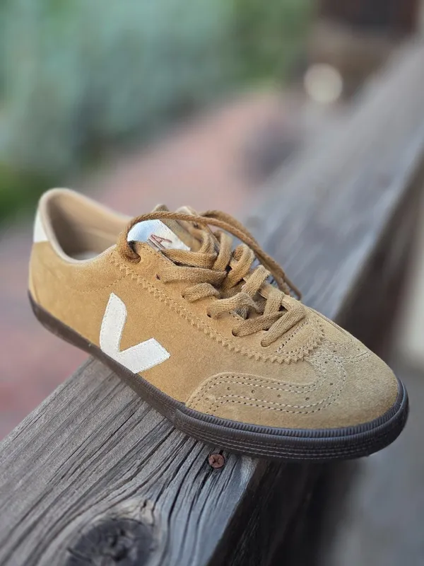 Veja by Free People Size: US7/24cm. NWOT - Image 3