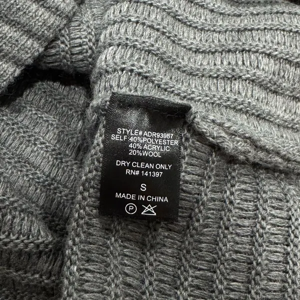 ASTR The Label Grey Short Sleeve Sweater Dress Women’s Small - Image 3