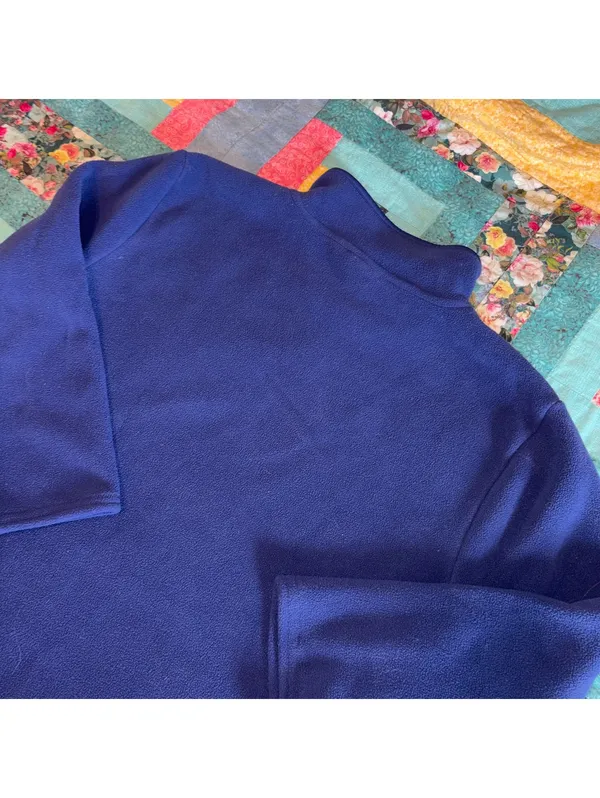 Disney Store Minnie Mouse Woman’s L Navy Blue Fleece Pullover Sweatshirt - Image 4