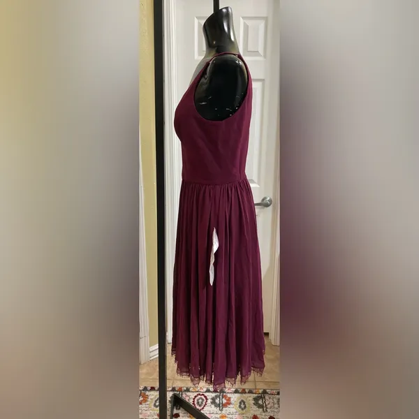 NWT Dress the Population Alicia Dress Burgundy – Size Medium - Image 5