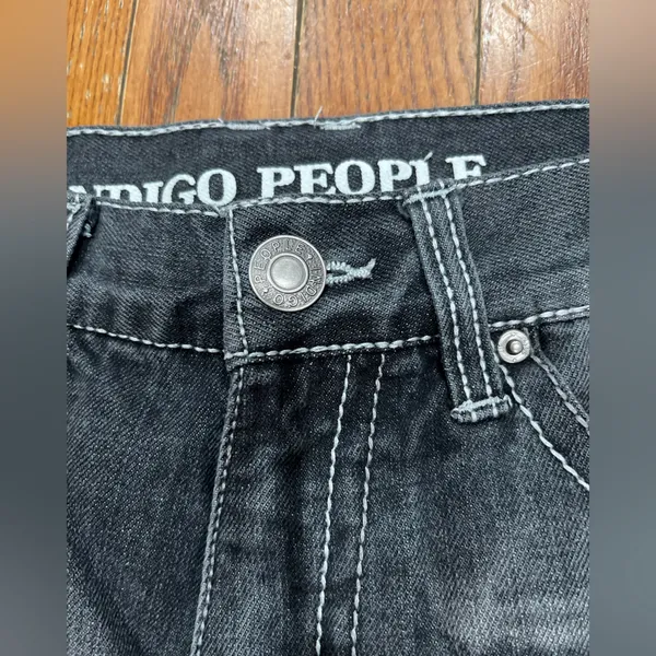 Classic Black Straight Leg Jeans for Women - Image 13