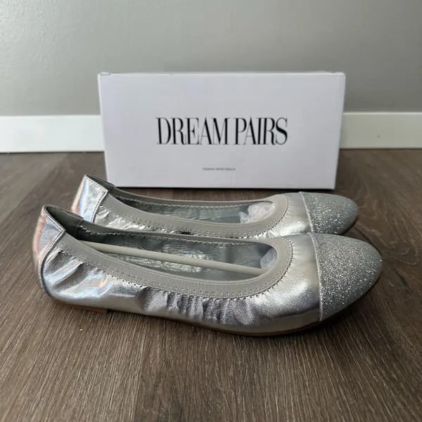Dream Paris Ballet Walking Flats Shoes Color Silver Size 9 - Image 2