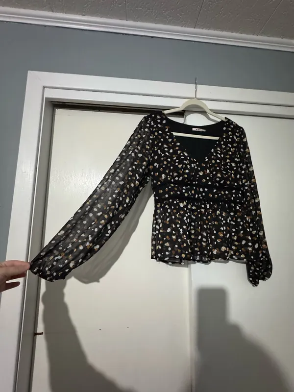Francesca's Mi Ami Long Sleeve Top - Image 2