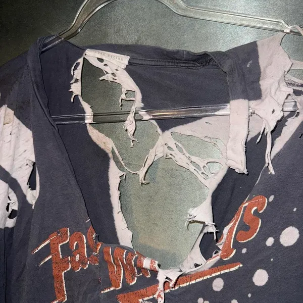 The Vintage Shop Vintage Tee Shirt 90s Distressed Grunge - Image 4