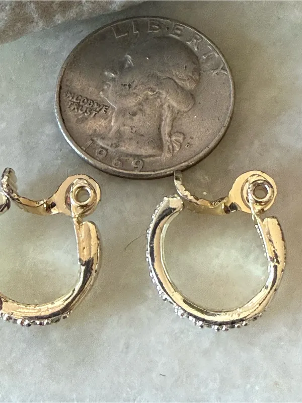 Vintage Monet Gold Hinged Hoop Clip on Earrings EUC - Image 3