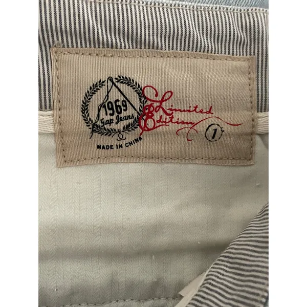 Gap Y2K Light Wash Bootcut Flare Jeans Low Rise - Image 3