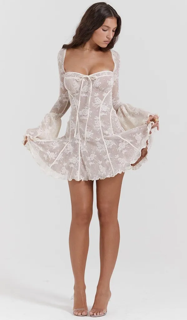 NWOT House of cb ANALISSA Vintage Cream Lace Corset Dress in long. Size Large+ - Image 19