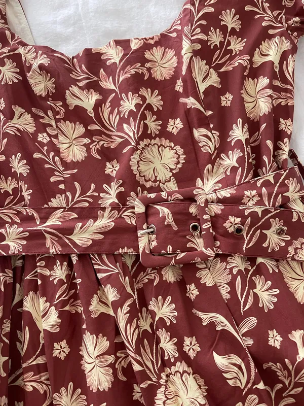 Vestique Maxi Fall Pattern Belt Dress  - Image 3
