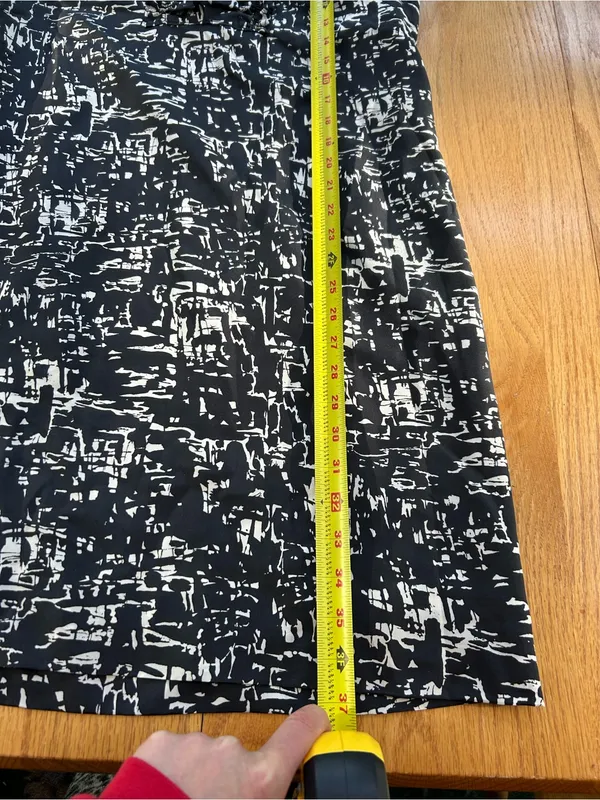 J. Crew 100% Silk‎ Abstract Print Ruffle Dress Size 8 Black White Shift - Image 9