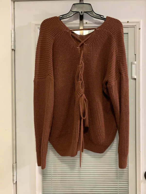 Ladies Sz M/L sweater Brown Size M - Image 2