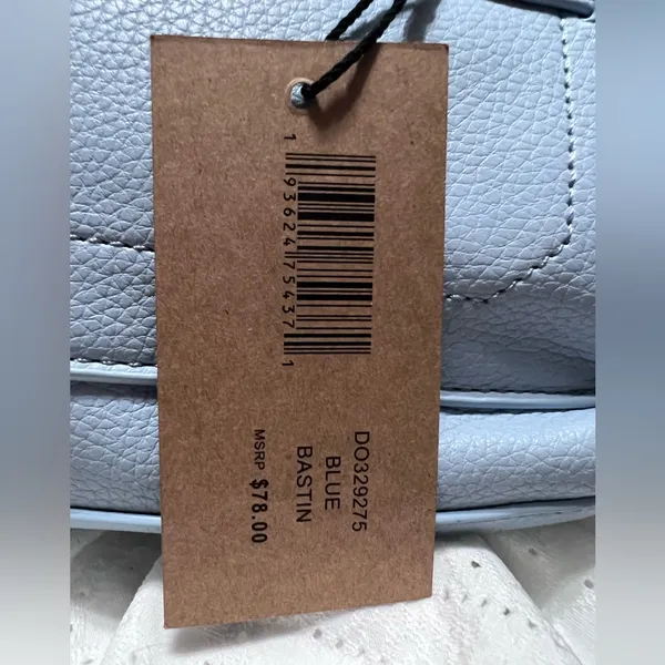 NWT STEVE MADDEN BASTIN CROSSBODY -Lt Sky Blue - Image 4