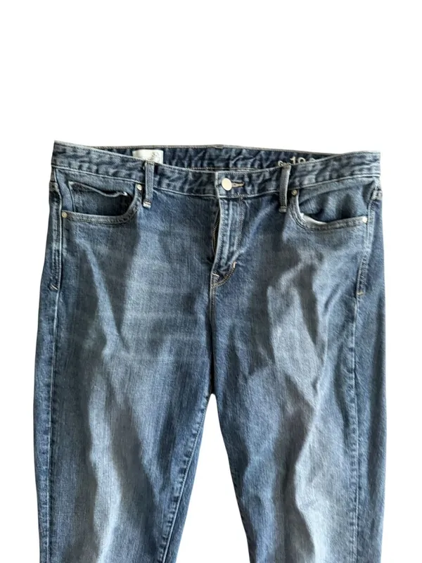 GAP Women’s the Real Straight Jeans Size 32 - Image 3