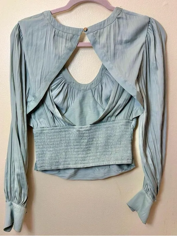 Anthropologie Green Long Sleeve Open-Back Womens blouse, size XS - Image 4