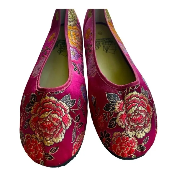 Embroidered Floral Ballet Flats Red Brocade Asian Inspired Slip-On Shoes 7.5 - Image 6