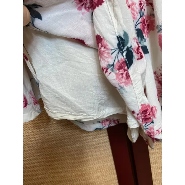 Abercrombie & Finch Ivory floral off shoulder rayon bell sleeve romper Size M - Image 4