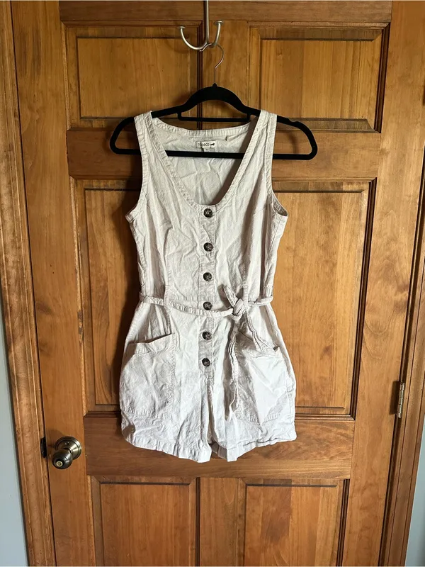 Toad&Co Cream hemp Sleeveless Button - Image 3