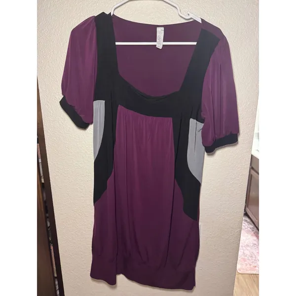 C. Graffiti Purple Colorblock Puff Sleeve Tunic Top Square Neck Size S USA Made - Image 2