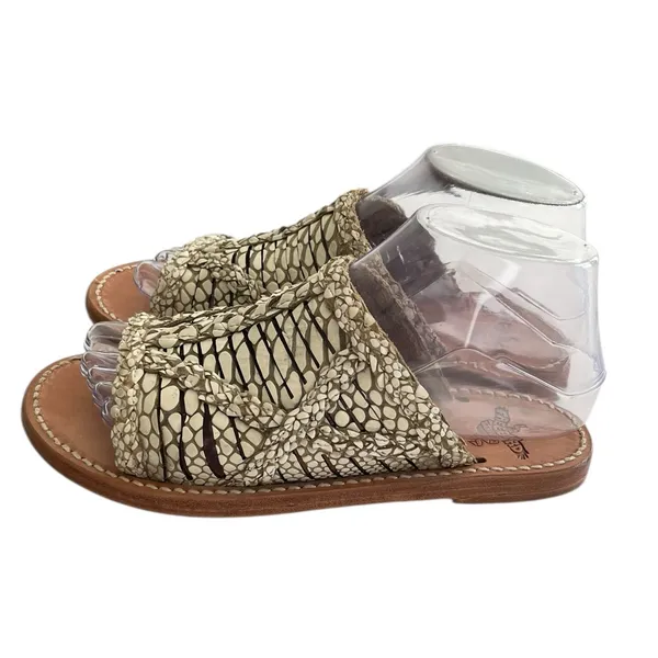 FREEBIRD by Steven Willow Leather Embossed Strappy Sandals Cream Tan Size 7 - Image 4