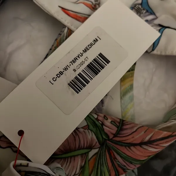 New- Medium off-white floral crêpe high neck halter top - Image 15