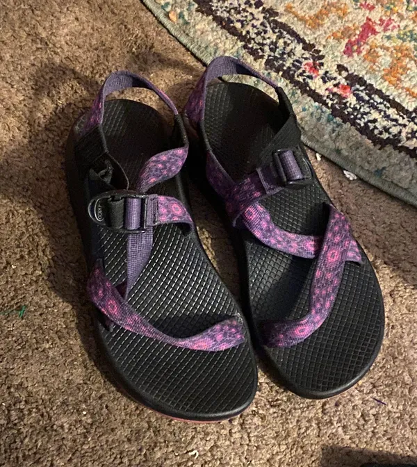 Chaco Z1 vibram yampa berry blast women’s 8 - Image 2