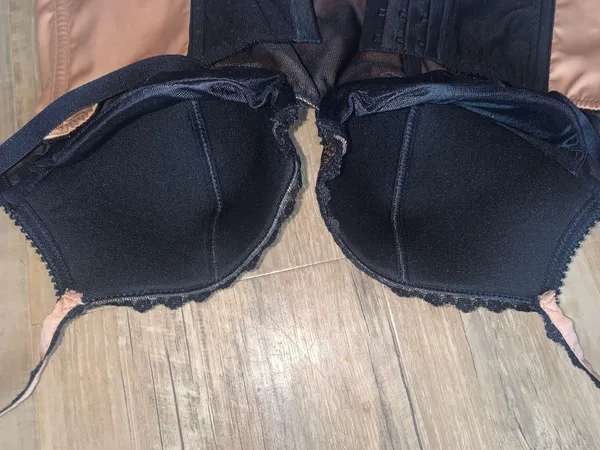 Victoria's Secret Very Sexy Satin Lace corset 36B - Image 9