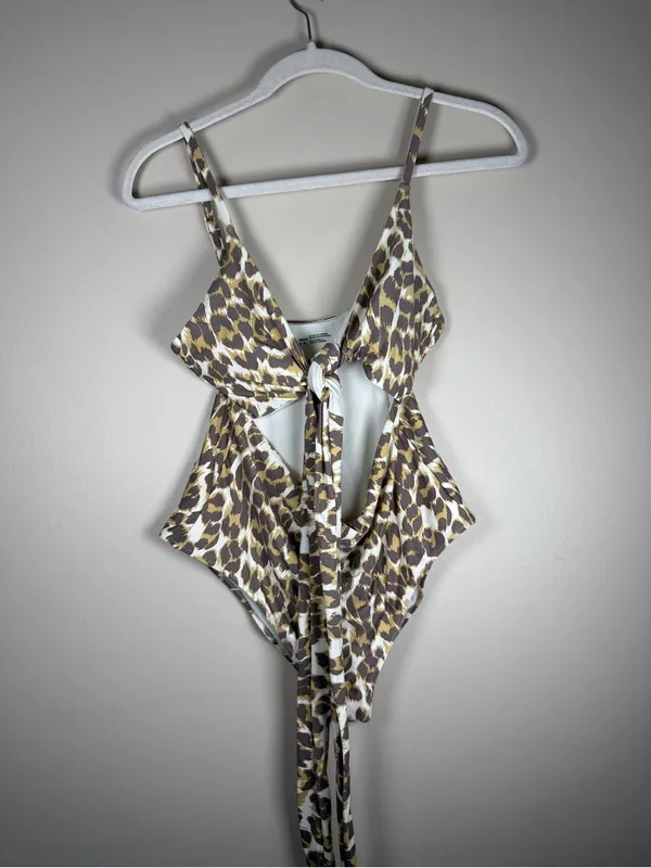 Aerie Leopard Print Wrap One-Piece Swimsuit Sz M - Image 2