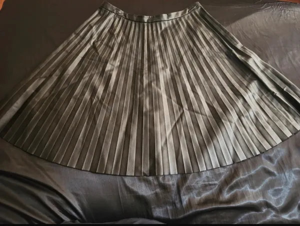 Girls Night Vibes: Calvin Klein Leather Skirt - Image 2