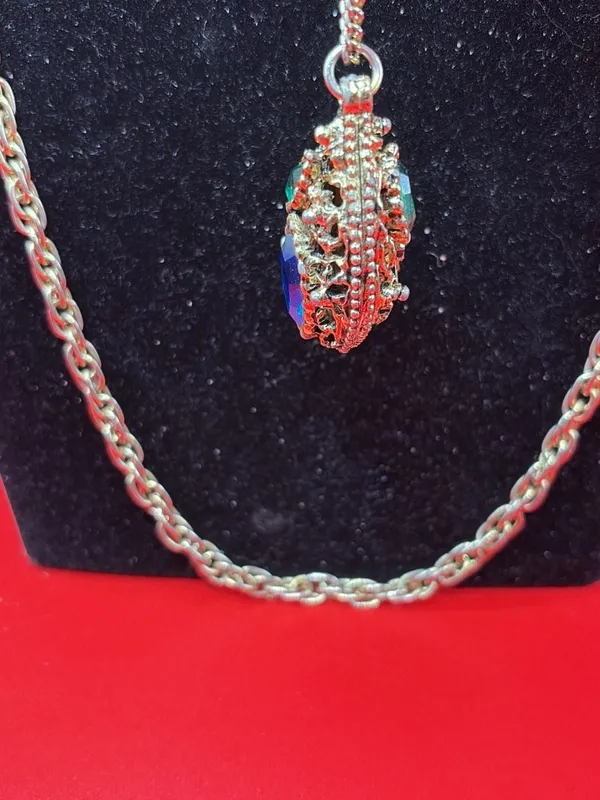 Fashion Jewelry Layered Teardrop Pendant Necklace - Image 4