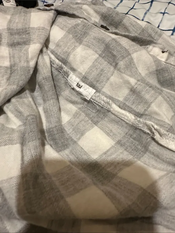 Abercrombie & Fitch Gray and White Plaid Shirt - Image 6